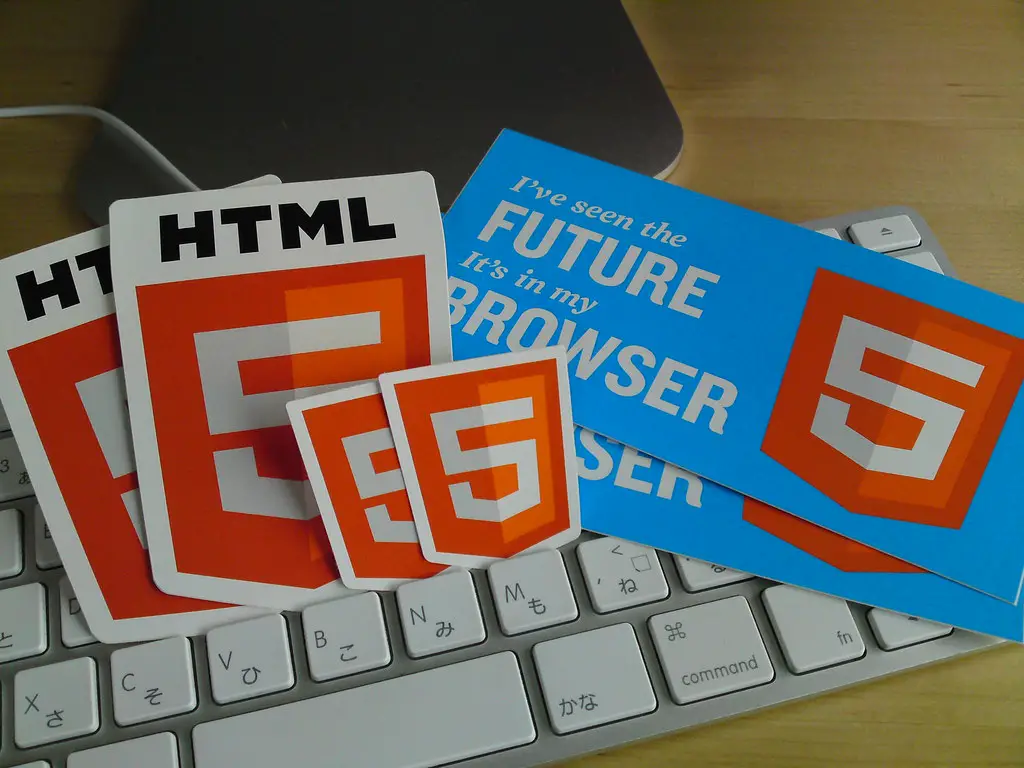 How to run HTML code